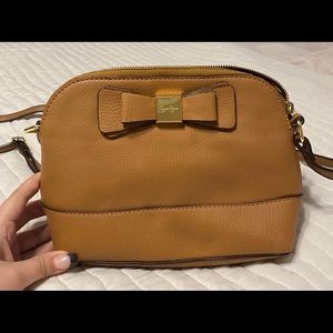 Jessica Simpson purse